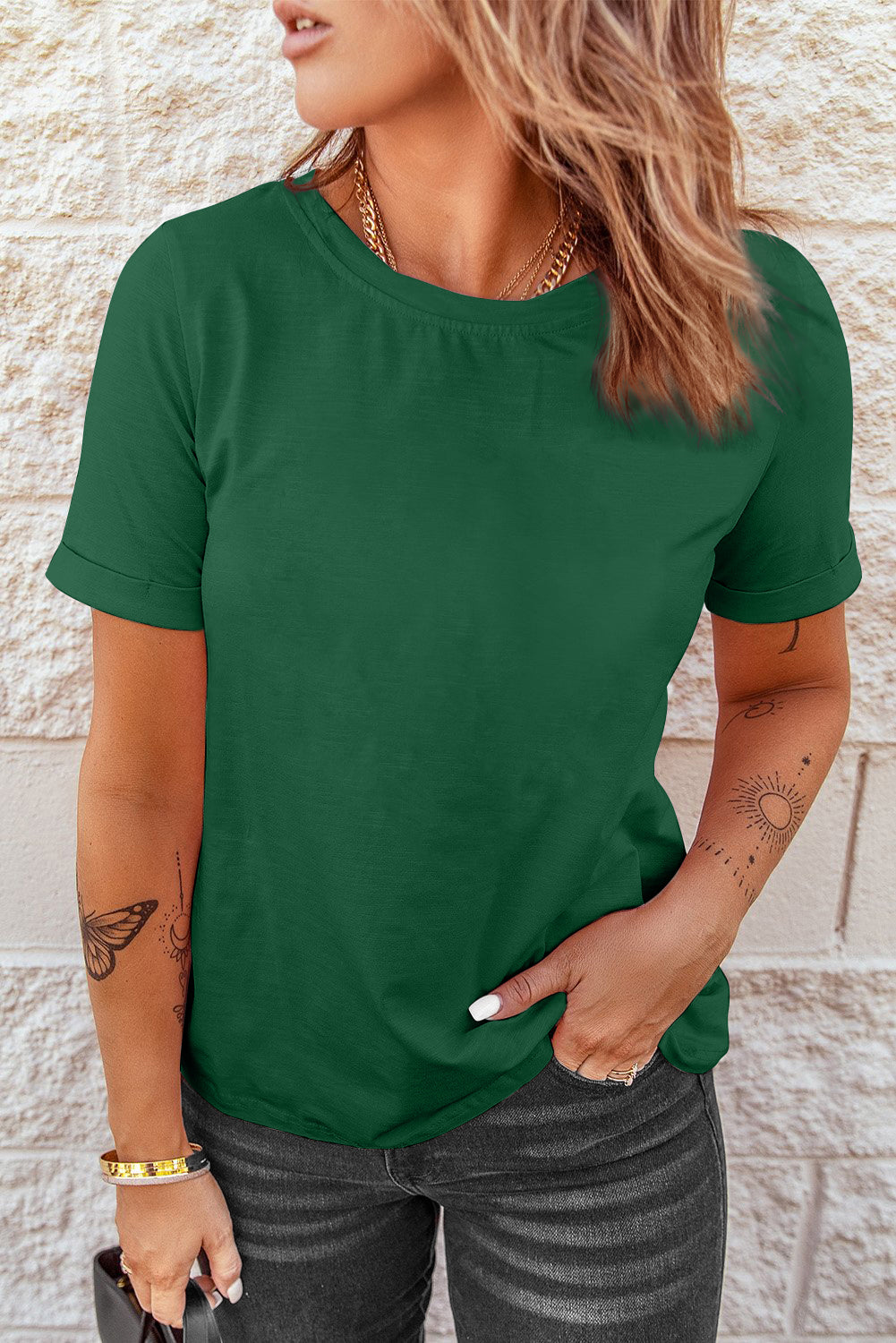 Black Solid Color Crew Neck Tee