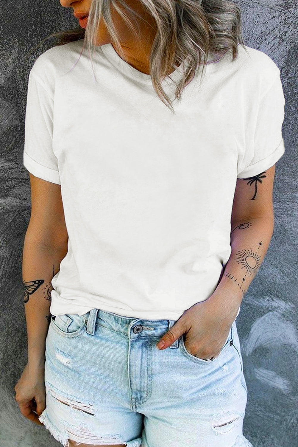 Black Solid Color Crew Neck Tee