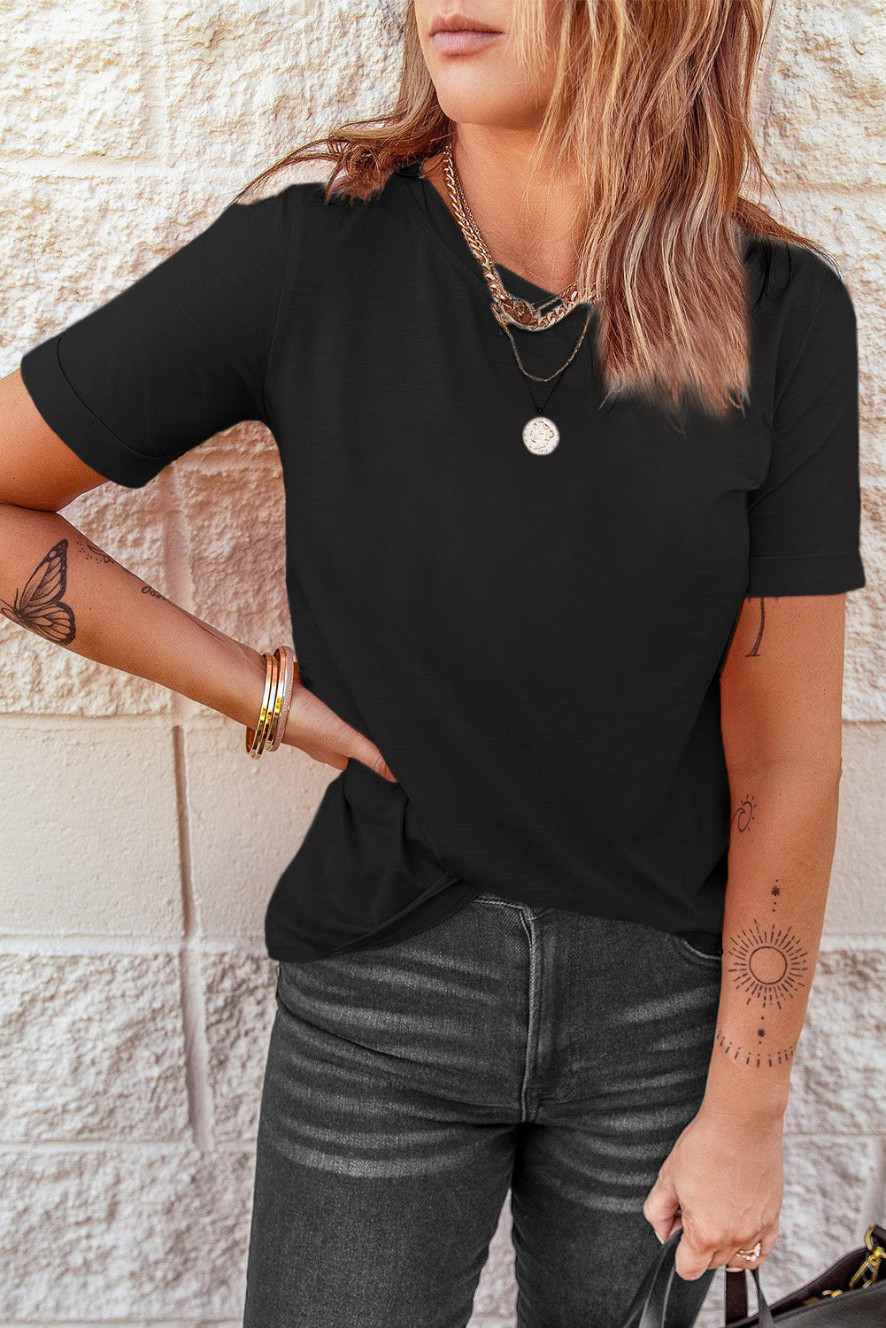 Black Solid Color Crew Neck Tee